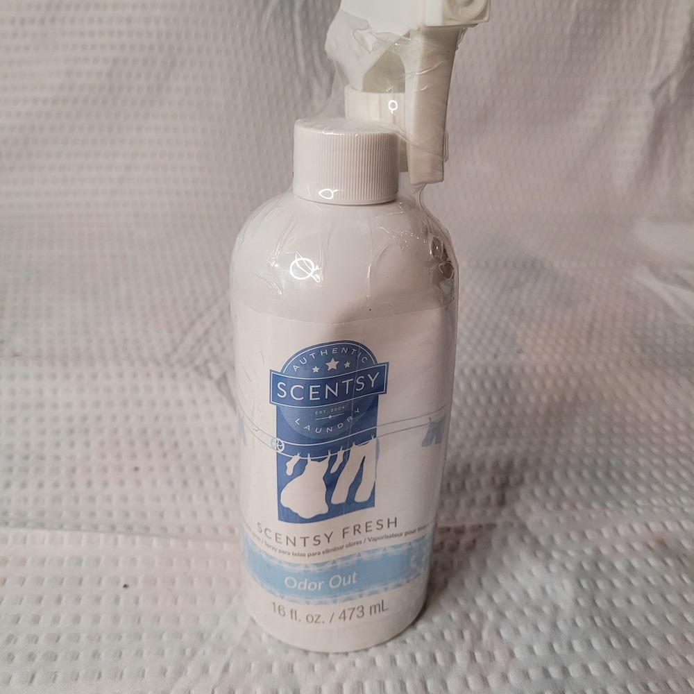 Scentsy Fresh Odor Out Fabric Spray 16 fl oz Odor Eliminator New with Nozzle